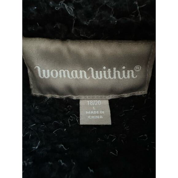 Woman within Hooded Berber Fleece jacket size large (18-20) - Picture 10 of 12